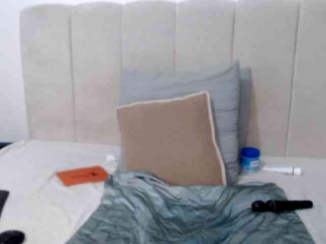 Splendidtalitha webcam