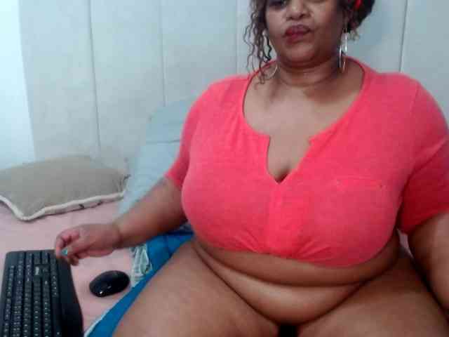 Splendidtalitha webcam