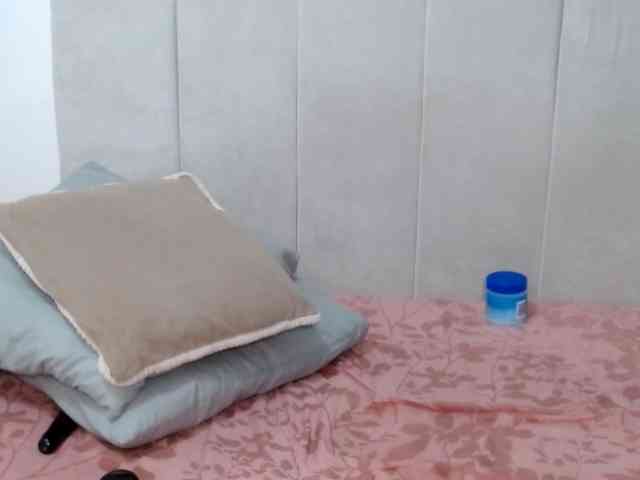 Splendidtalitha webcam