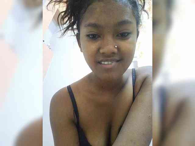Lovellie webcam