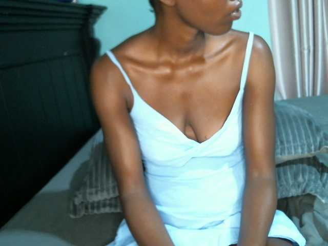 Hot-lilie live cam on BongaCams