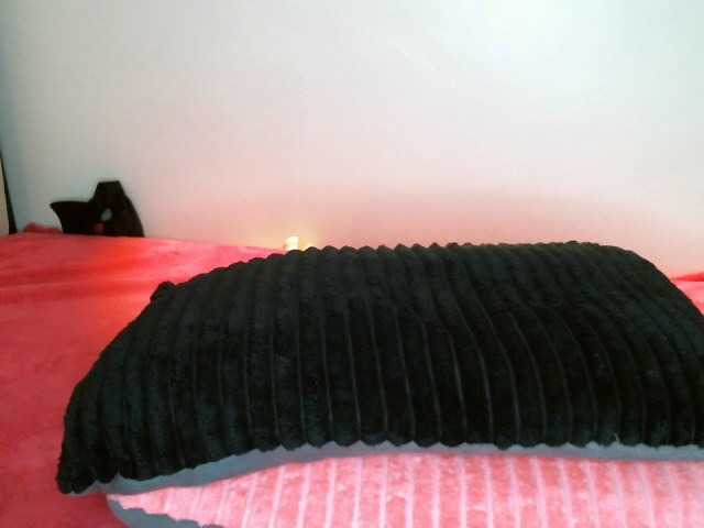 Hot-lilie live cam on BongaCams