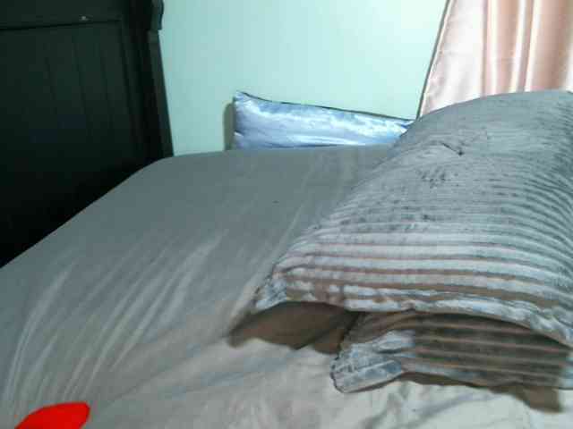 Hot-lilie webcam