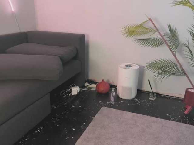 blackvaleri cam belle