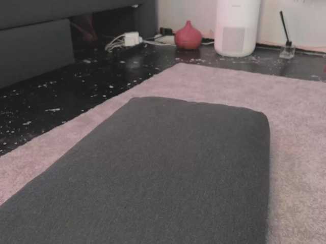 BlackValeri's BongaCams show and profile