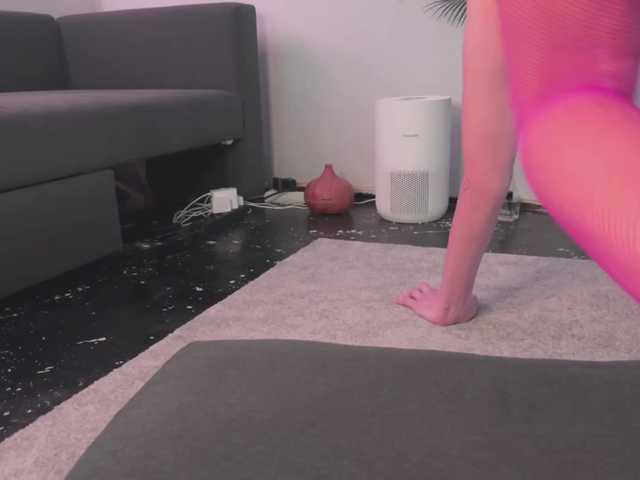 BlackValeri's BongaCams show and profile