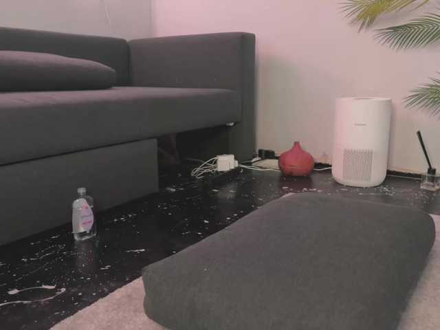 BlackValeri's BongaCams show and profile