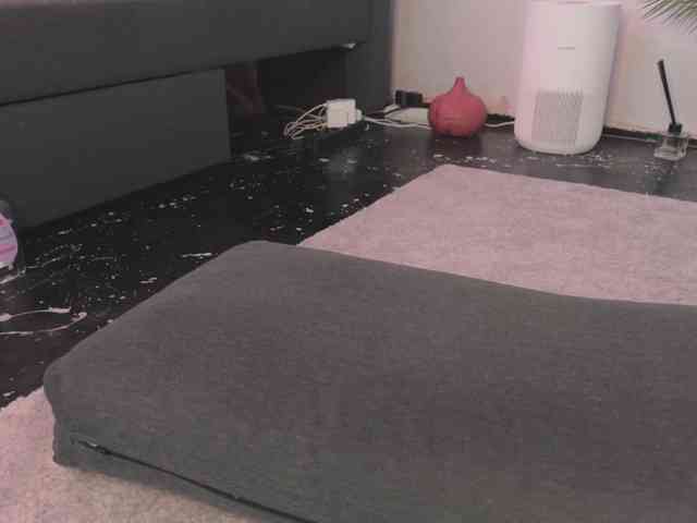 BlackValeri webcam