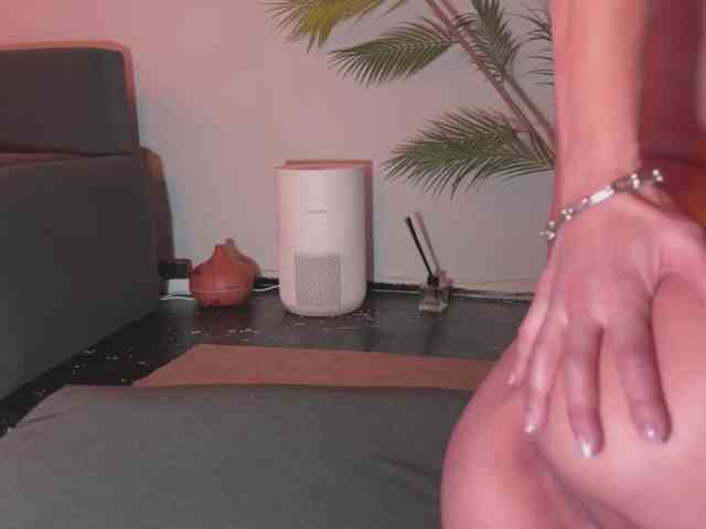 BlackValeri webcam