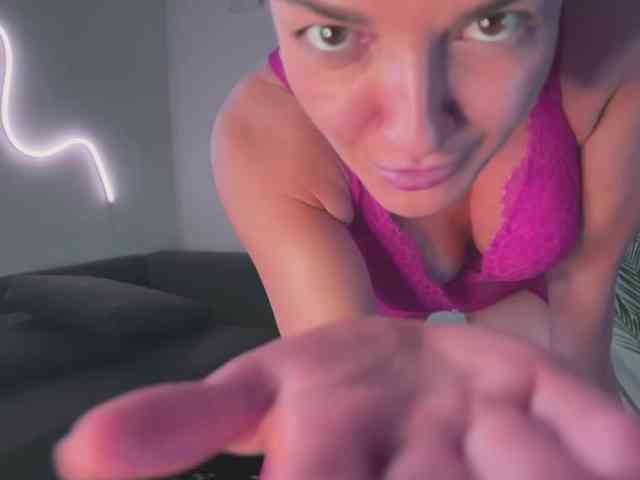 BlackValeri webcam