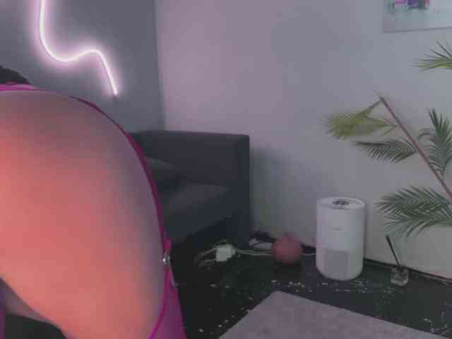 BlackValeri webcam