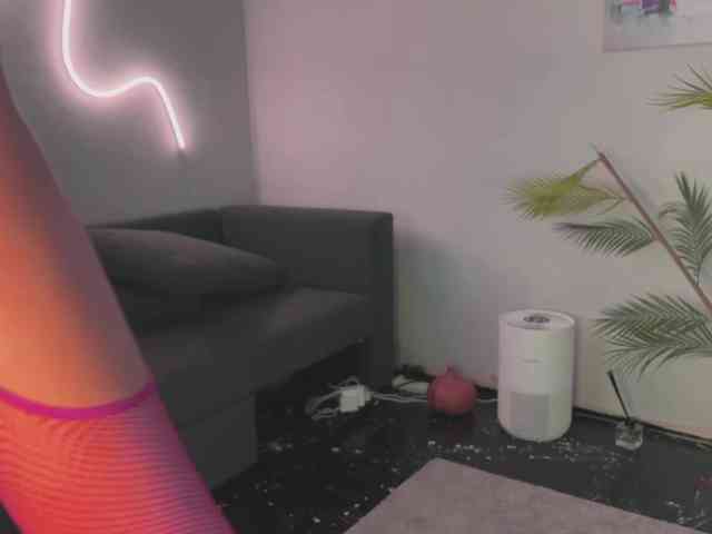 BlackValeri webcam