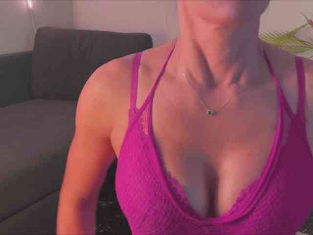 BlackValeri webcam