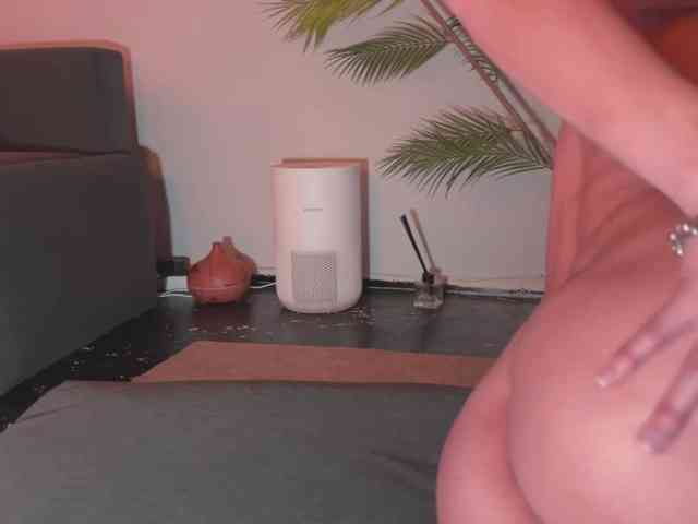 BlackValeri webcam