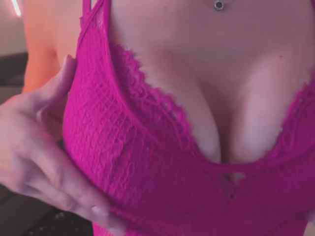 BlackValeri webcam