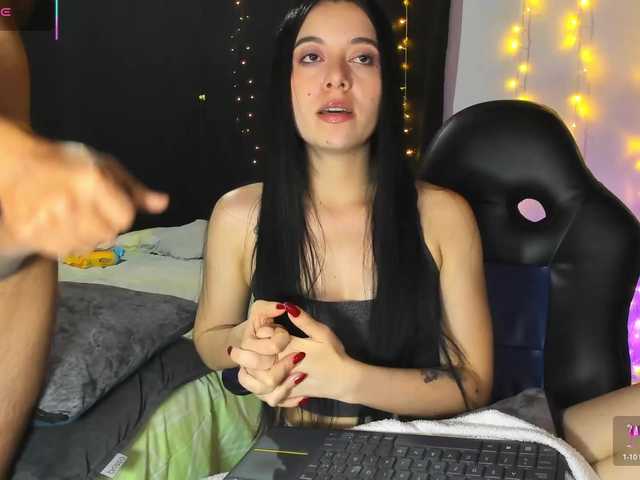 ethan-chloee live webcam show