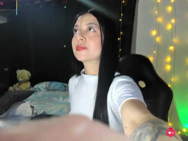 ethan-chloee live cam on BongaCams