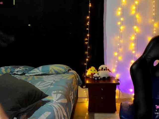ethan-chloee webcam