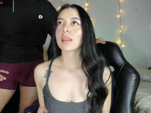 ethan-chloee webcam