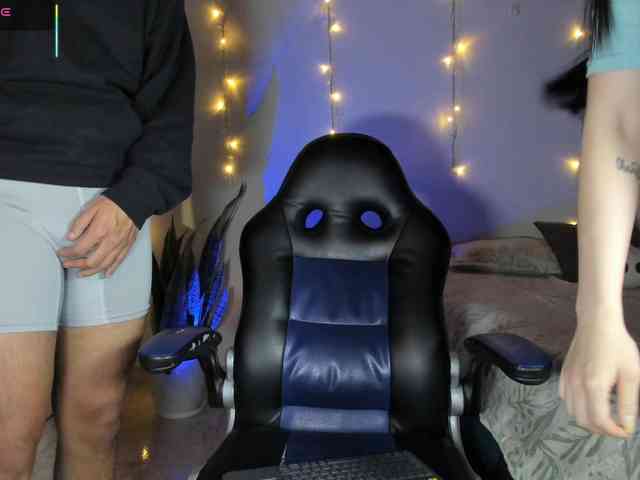 ethan-chloee webcam
