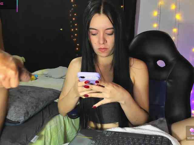 ethan-chloee webcam