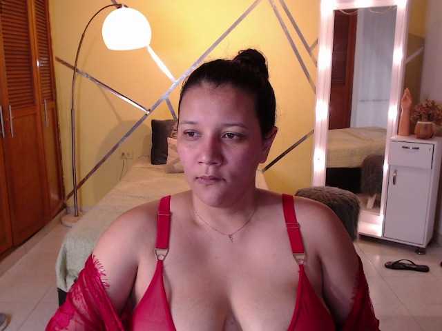 janapop's BongaCams show and profile