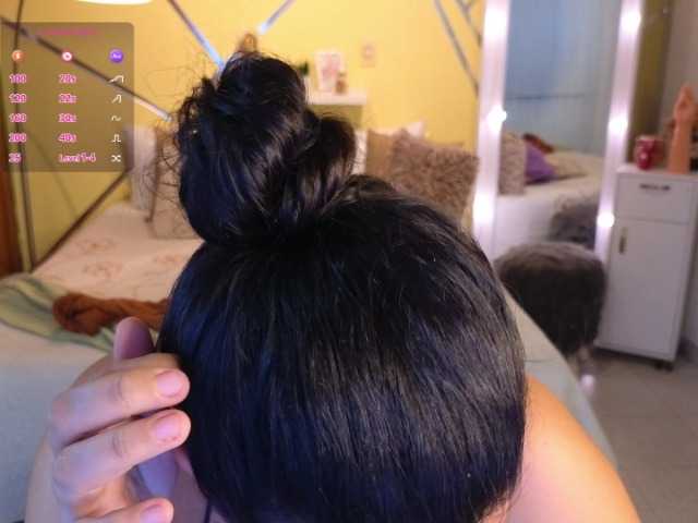 janapop live cam on BongaCams