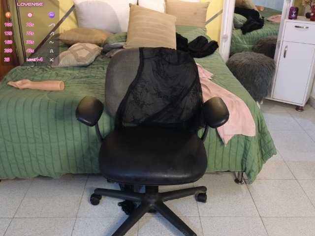 le modèle janapop est en webcam porno dans un show sur le site bongacams, il possède les tags suivants: Latino/Hispanic,Brunette,Hairy