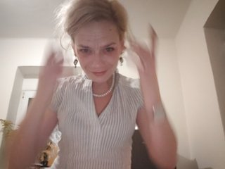 evittaellite1- Porn Show