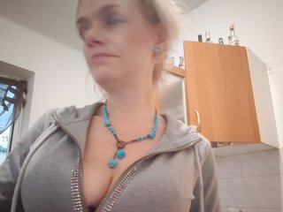 evittaellite1- Porn Show