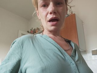 evittaellite1- Porn Show