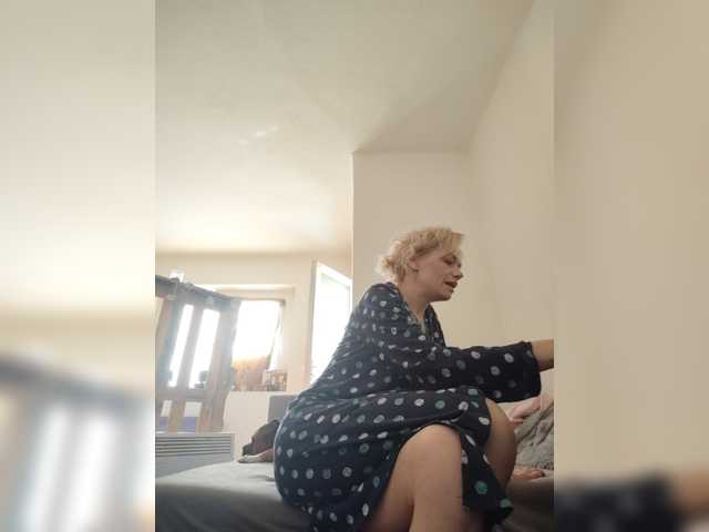 evittaellite1- live cam preview