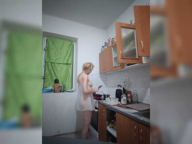 evittaellite1- live cam on BongaCams