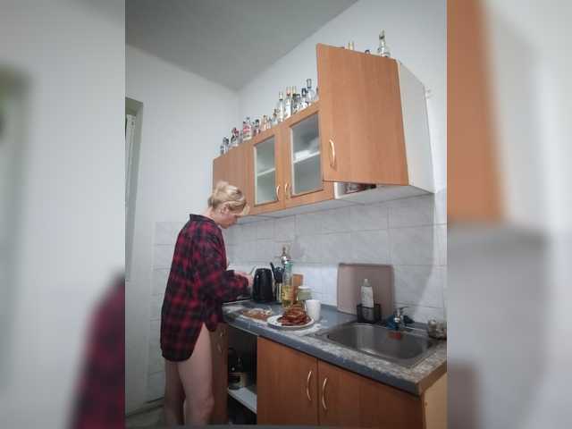 evittaellite1- live cam on BongaCams
