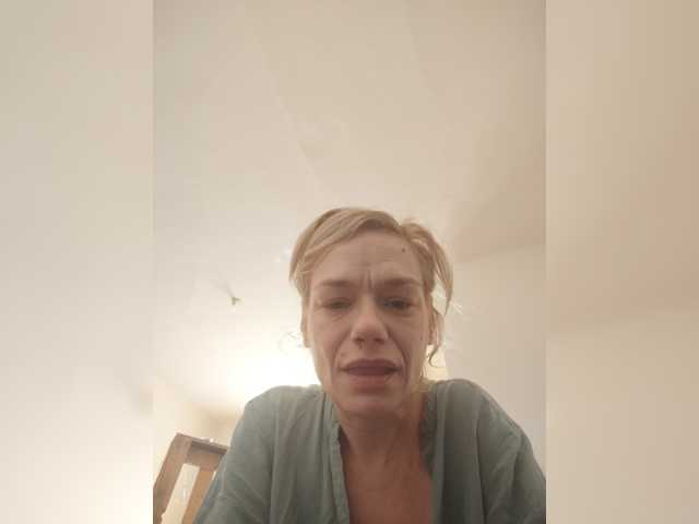 evittaellite1- live cam on BongaCams