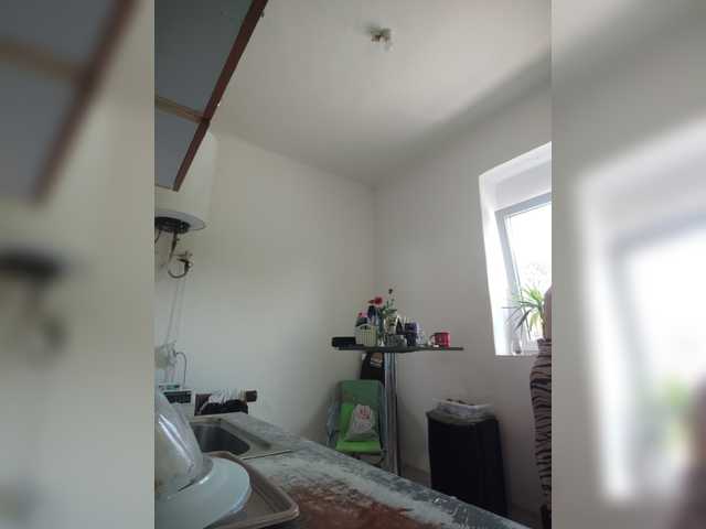 evittaellite1- live webcam show