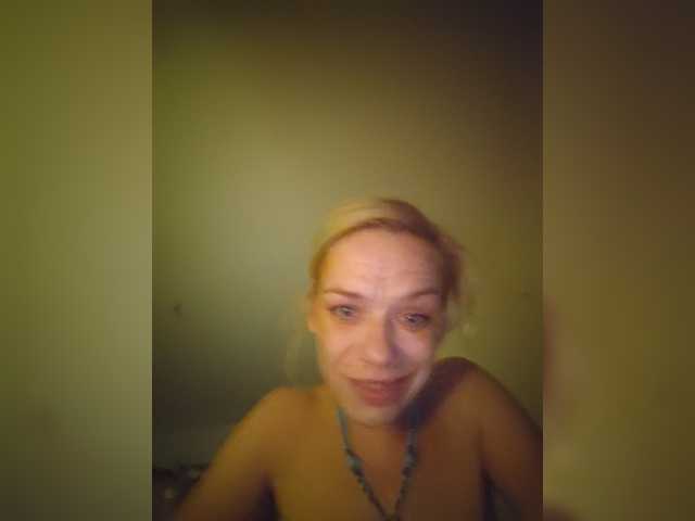 evittaellite1- live cam on BongaCams