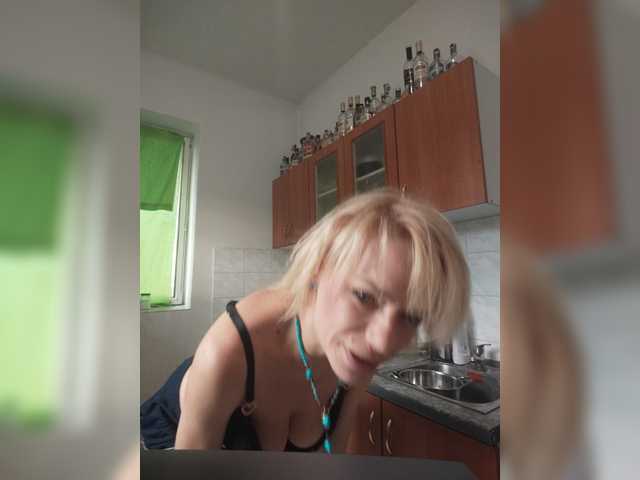 evittaellite1- live cam