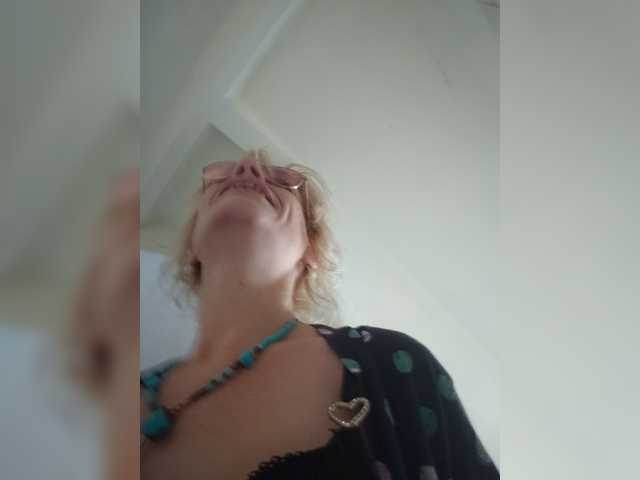 evittaellite1- live cam preview