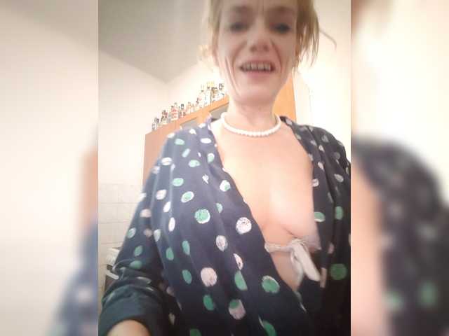 evittaellite1- live cam on BongaCams