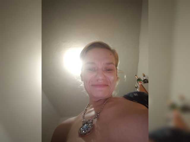 evittaellite1- live cam on BongaCams