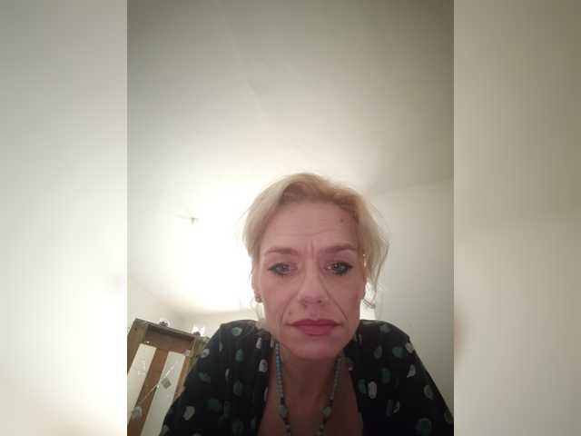 evittaellite1- live cam on BongaCams