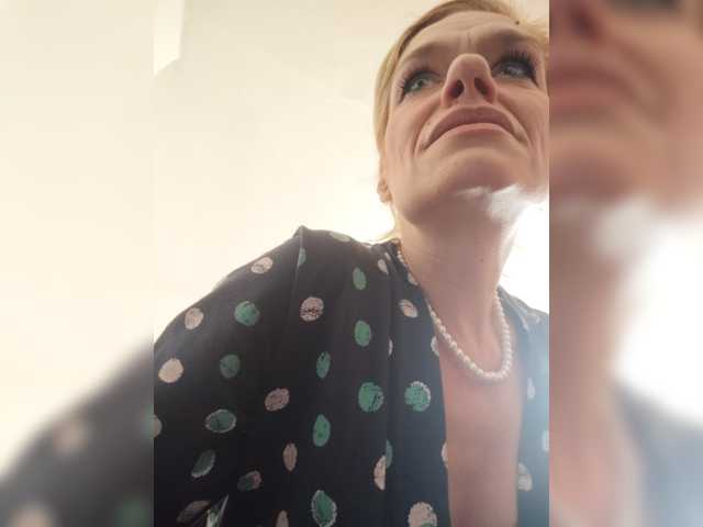 evittaellite1- live cam on BongaCams