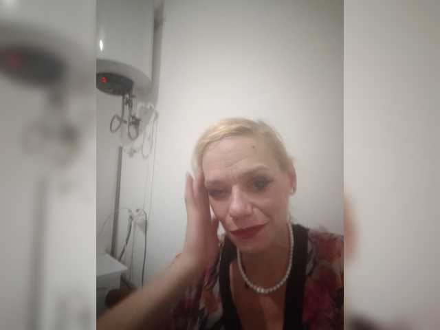 evittaellite1- live cam on BongaCams
