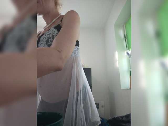 evittaellite1- live cam on BongaCams