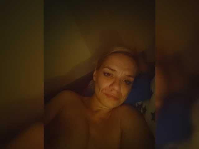 evittaellite1- live cam on BongaCams