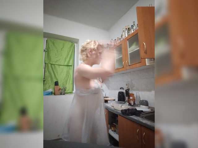 evittaellite1- live cam on BongaCams