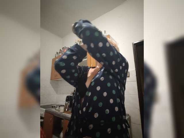 evittaellite1- live sex show