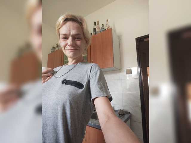 evittaellite1- live cam on BongaCams