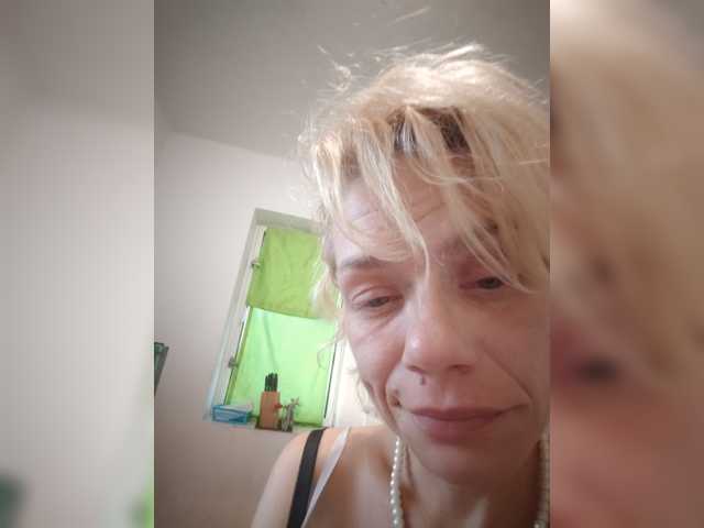 evittaellite1- live cam on BongaCams